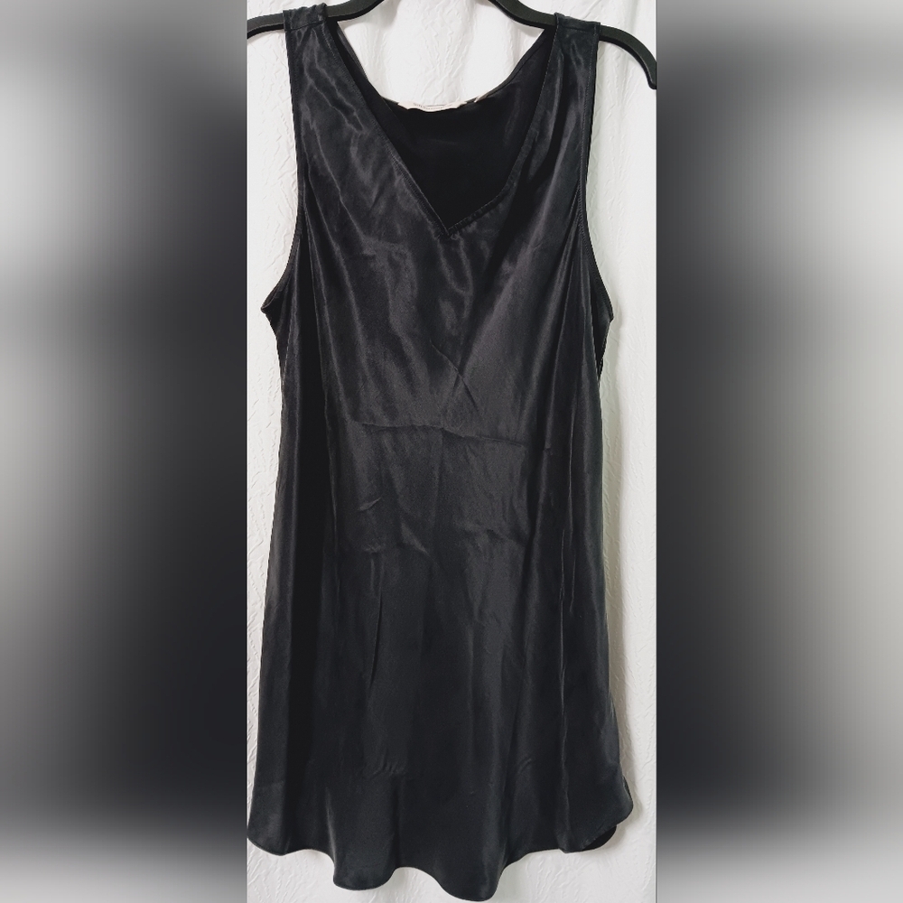 Soft Surroundings leeveless Dark Gray Satin Top Size 1X